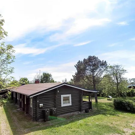 Sl290-agerso-digevej-37 Omø By